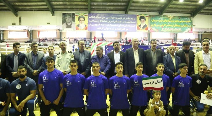 آغاز رقابت‌های بوکس نوجوانان کشور در سقز